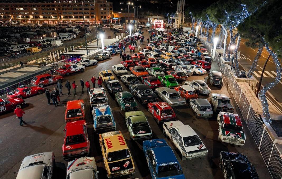 Prestižas: kasmet į Monaką suplūsta šimtai automobilių sporto entuziastų.