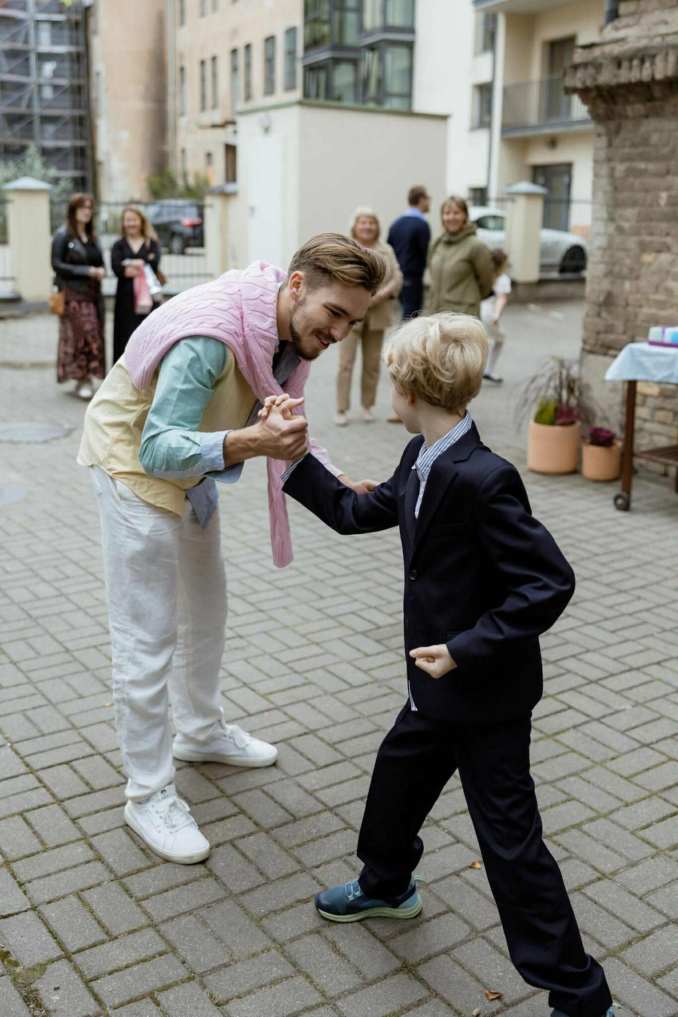 Nauda: H. Dranevičius ragina ne tik praktikuoti fizinį aktyvumą kūno kultūros pamokose, bet ir įtraukti jį į mokyklinę rutiną. Mokykloje, kurioje dirba, tai padaryti padeda privalomos lauko pertraukos.