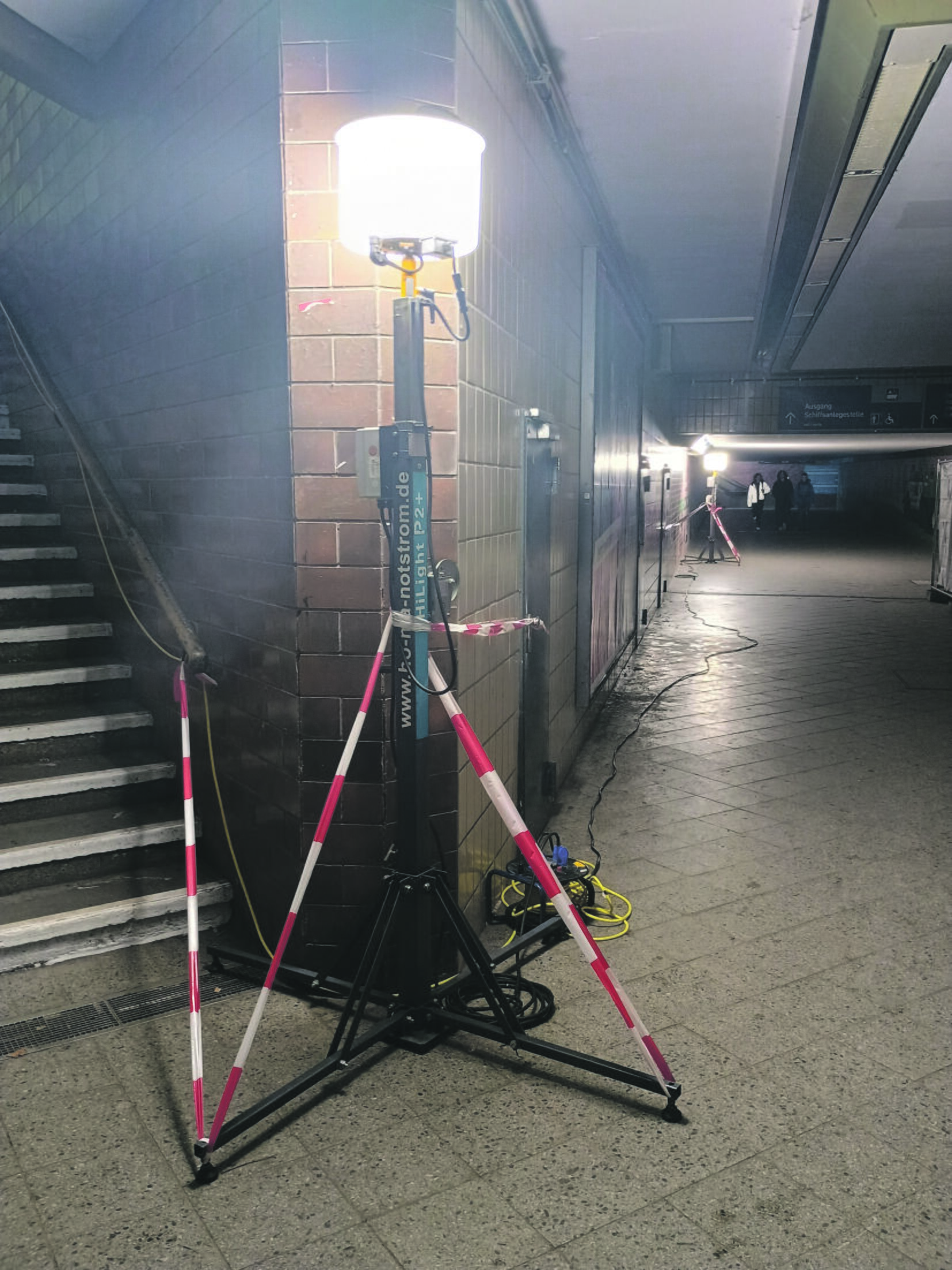 Ekstremalu: viešosiose vietose buvo pasirūpinta papildomais generatorių maitinamais šviesos šaltiniais.