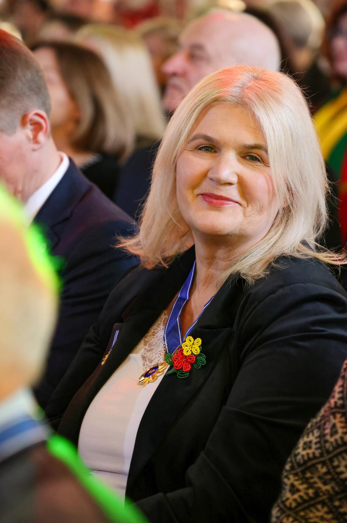 Įvertinimas: pirmo laipsnio garbės ženklu apdovanota Kauno rajono savivaldybės administracijos direktoriaus pavaduotoja R. Černiauskienė.