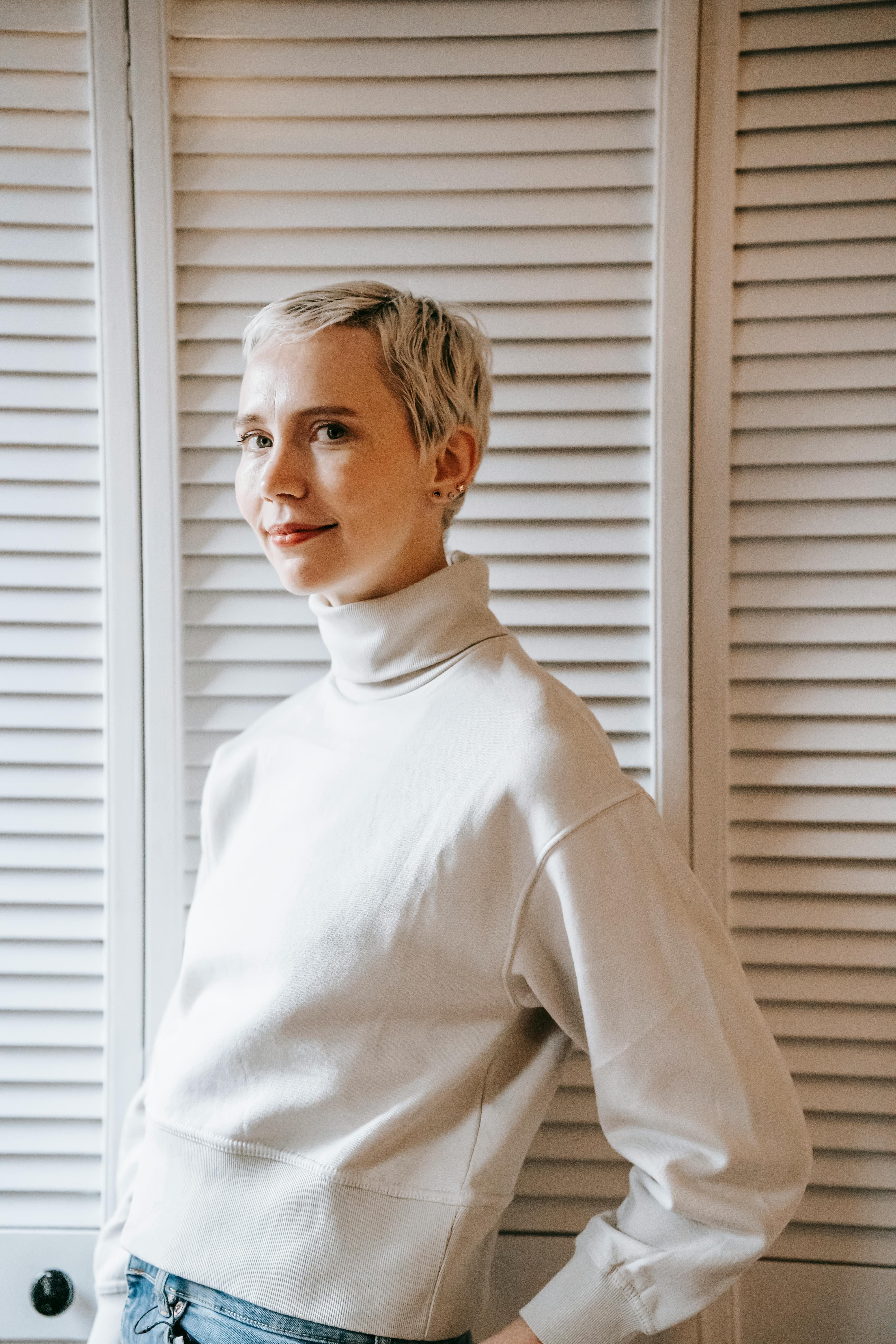 Pixie: trumpas berniukiškas kirpimas jau kelis sezonus išlieka vienu madingiausių pasirinkimų.