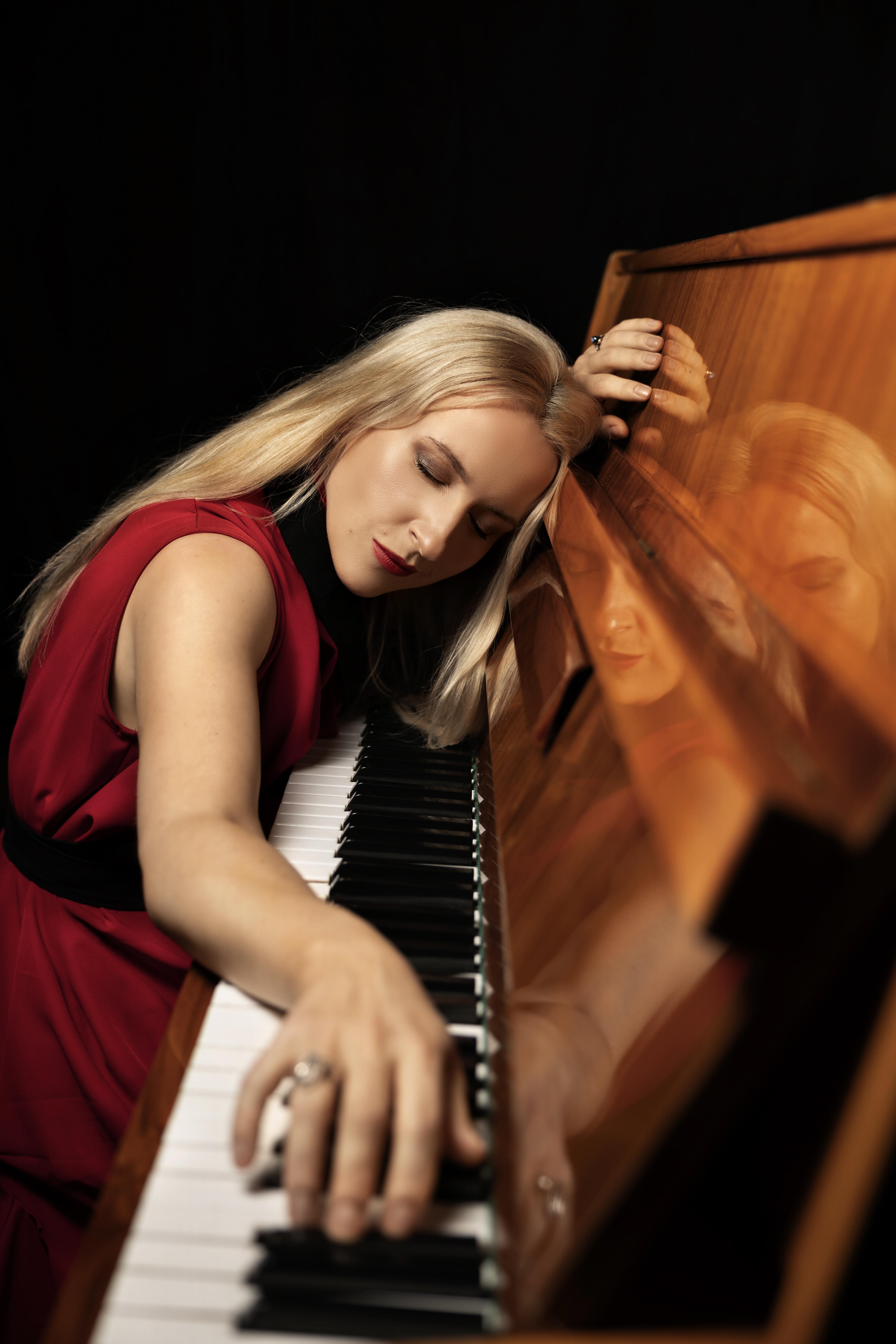  Jekaterina Fiodorova – Aika