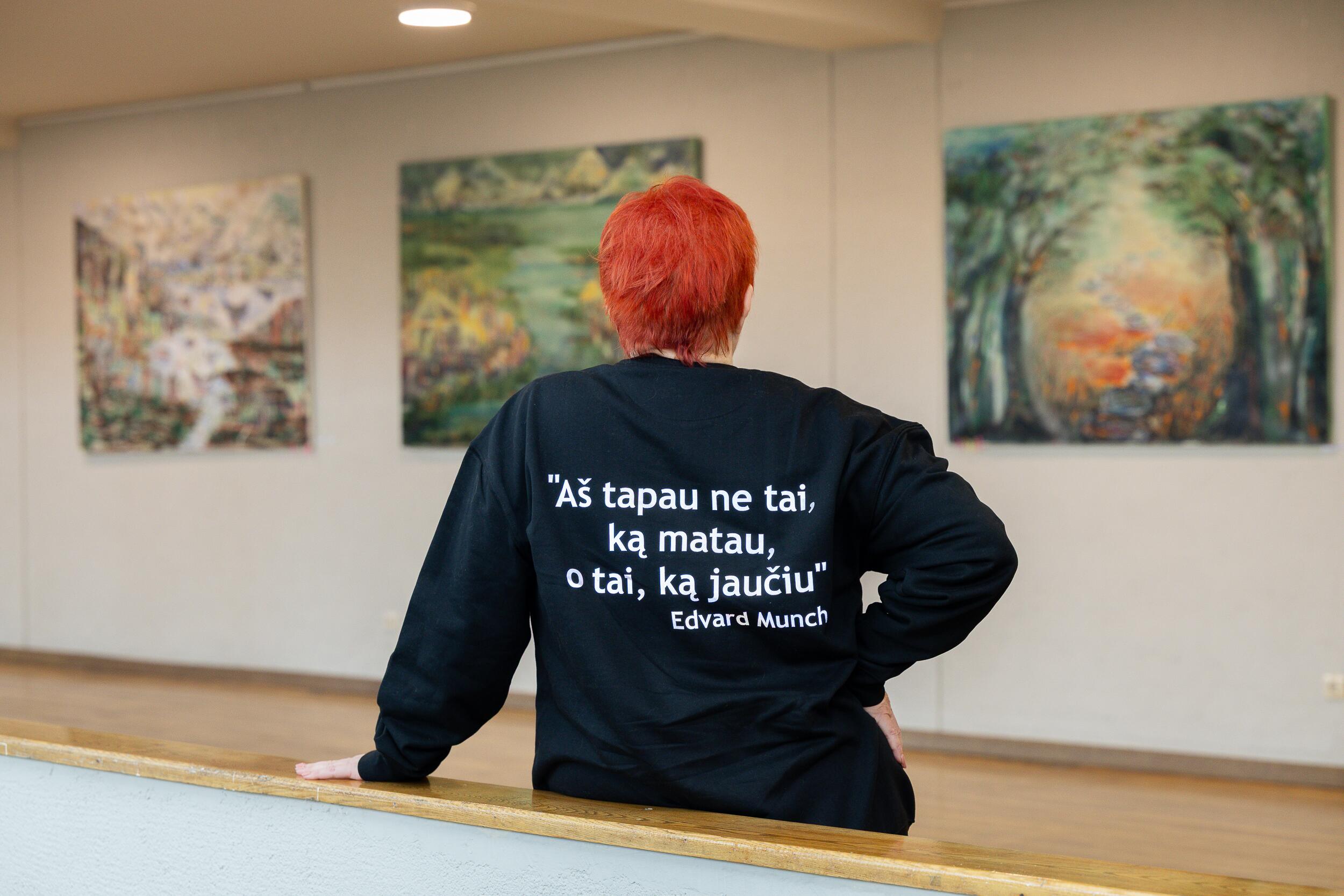 Tapytoja: ryški ne tik darbais, bet ir savo išore.