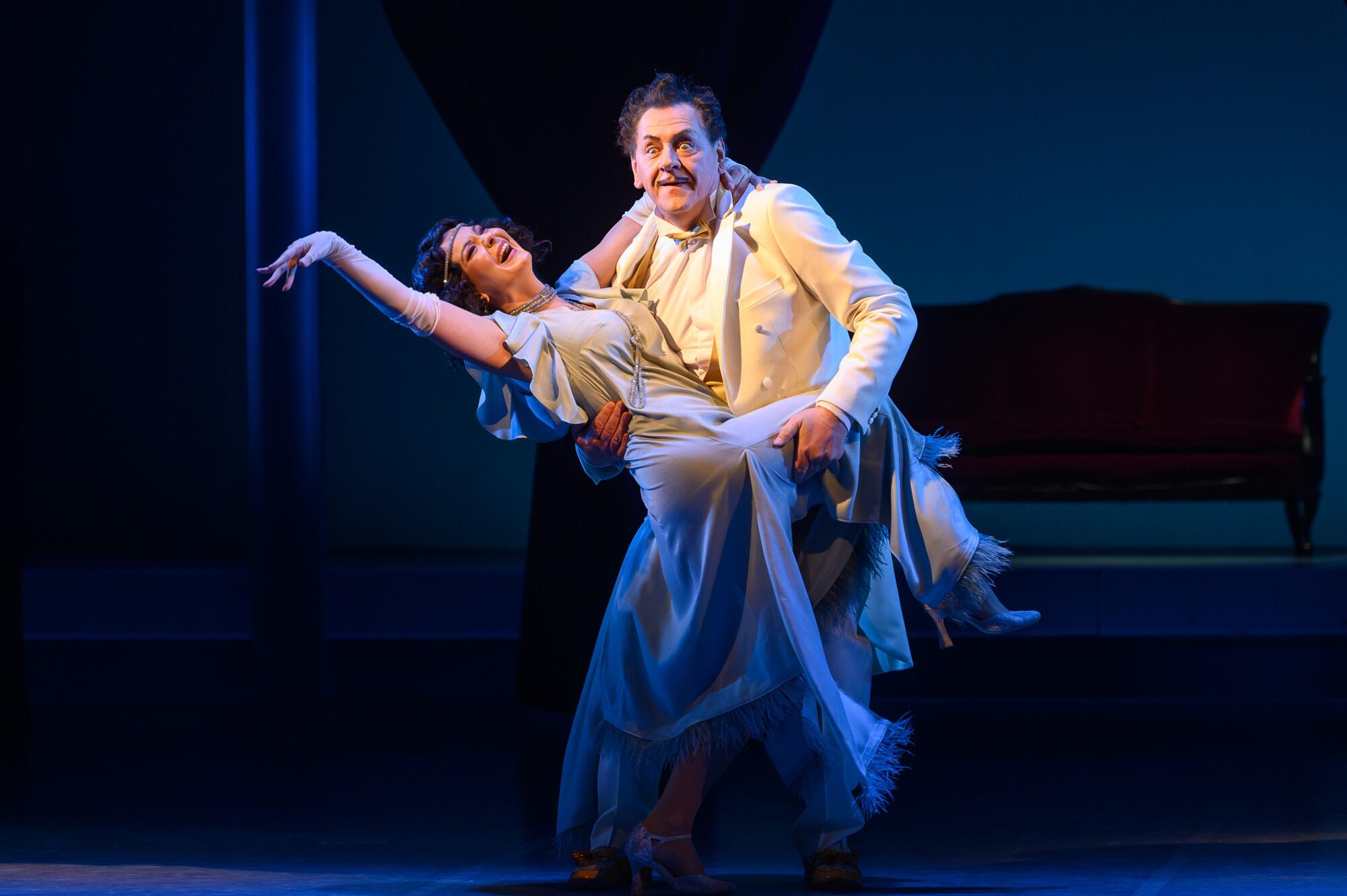 Teatre: I. Kalkauskaitė – KVMT operetėje „Grafas Liuksemburgas“.Teatre: I. Kalkauskaitė – KVMT operetėje „Grafas Liuksemburgas“.