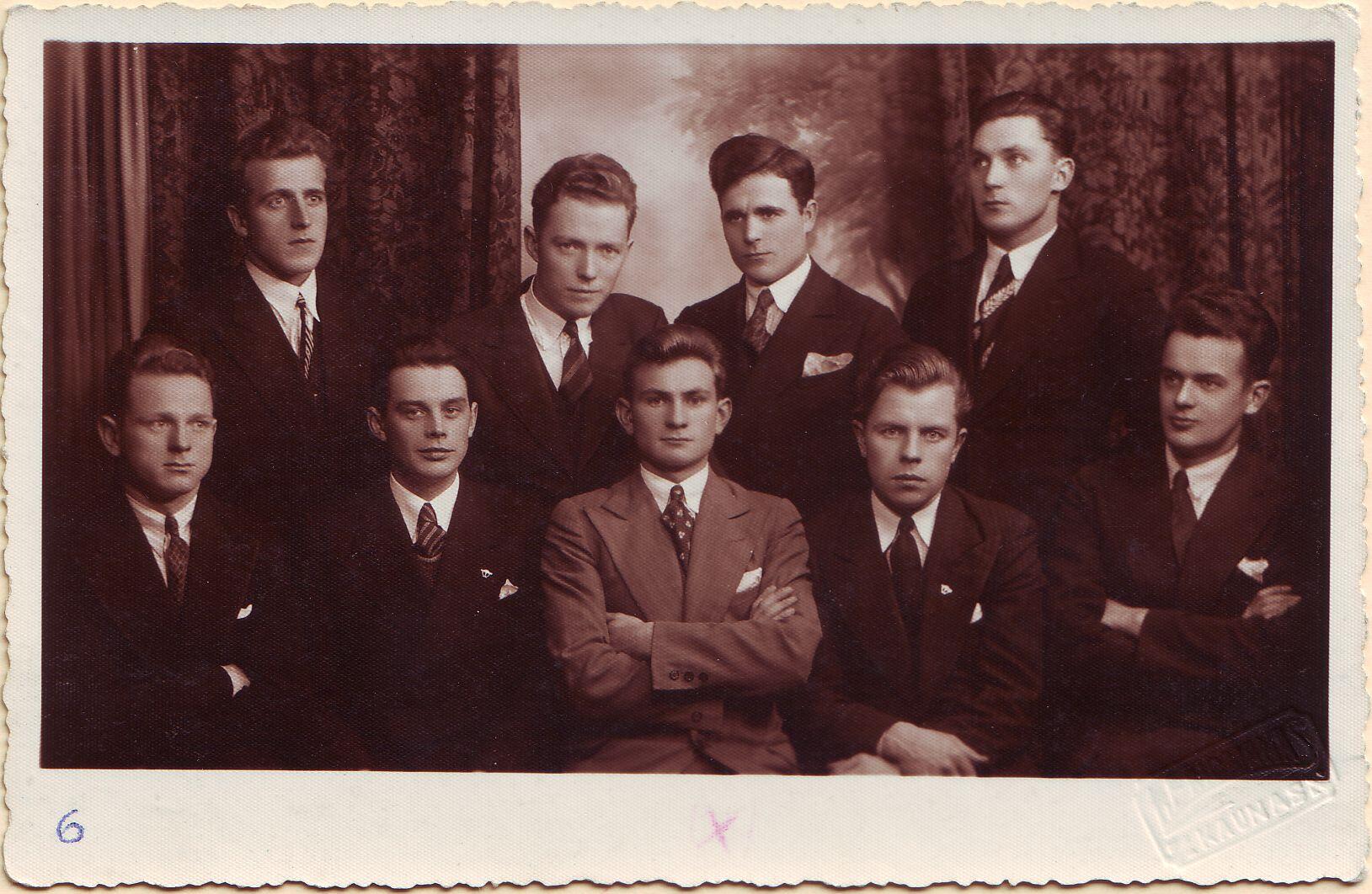 Radiofono vyrų oktetas