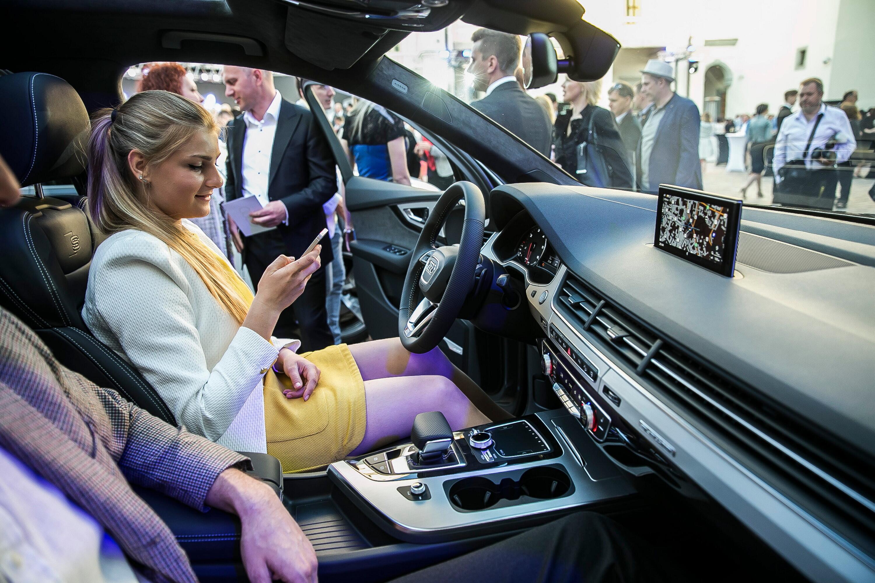 Koziris: „Audi Q7“ vairuotojus paperka kokybiškas ir modernus interjeras.