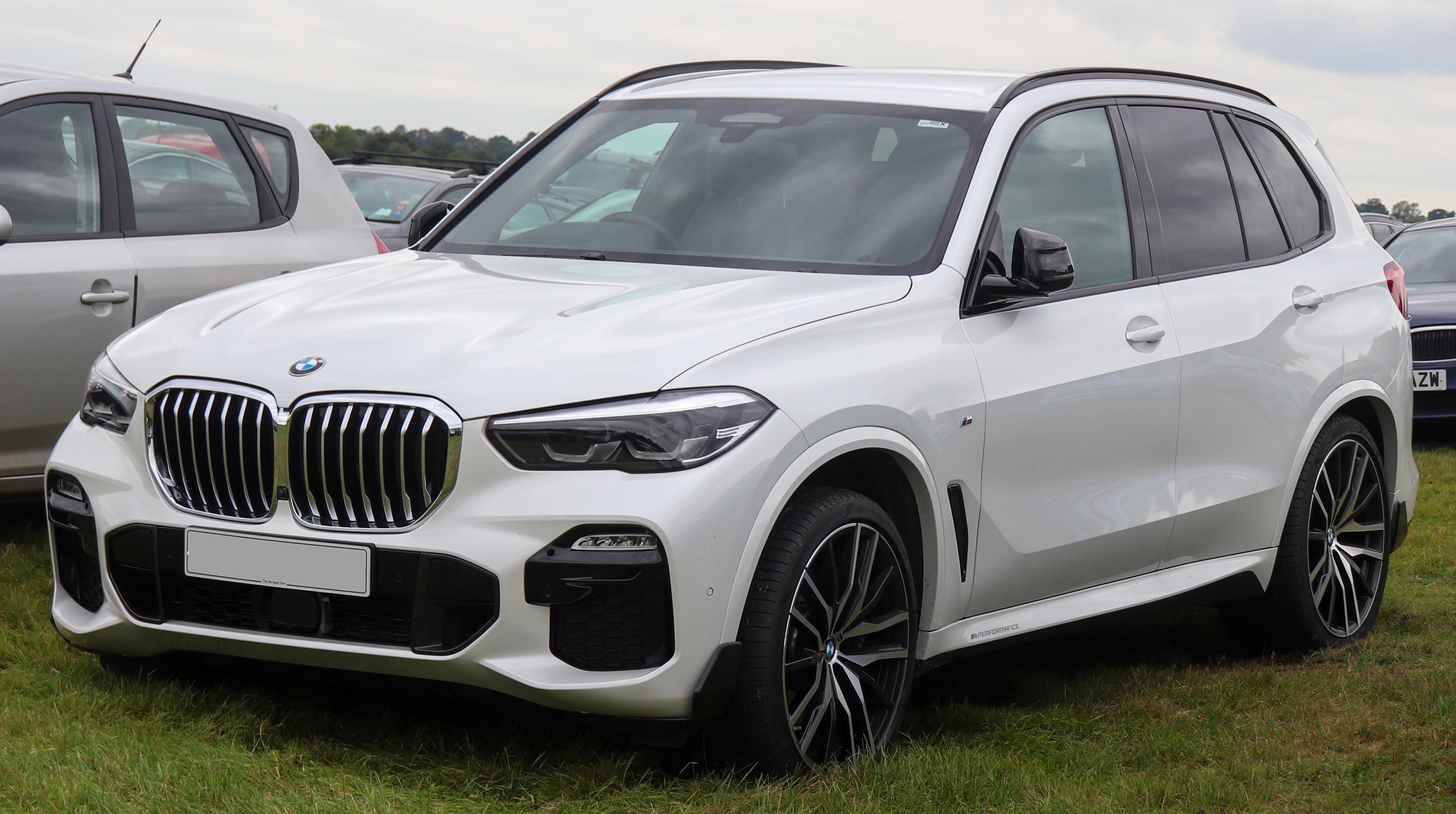 Piniginė: dėl didelio populiarumo Lietuvoje BMW X5 kaina yra didesnė nei panašaus lygio konkurentų.