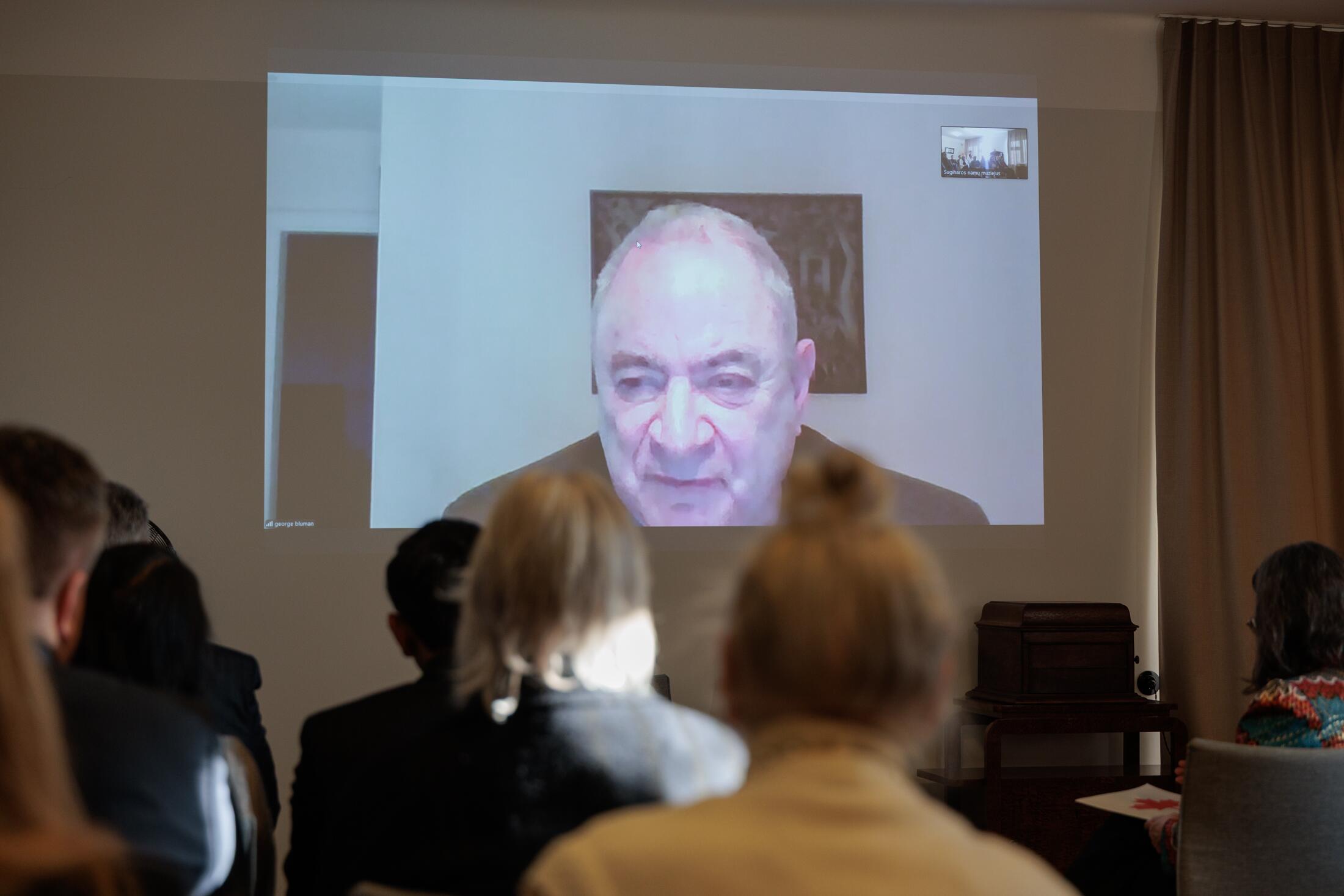 Pavyzdys: R. Blumanas įsitikinęs, kad jo tėvų įstorija – įkvėpimas ateities kartoms.