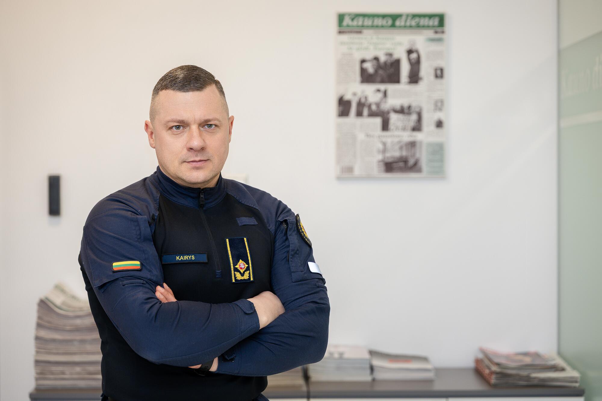 Stigma: M. Kairio teigimu, kai žmonės pamato įrašą apie teistumą arba išgirsta žodį „kalėjimas“, kartais tai būna vienas iš motyvų neįdarbinti, nepalaikyti.