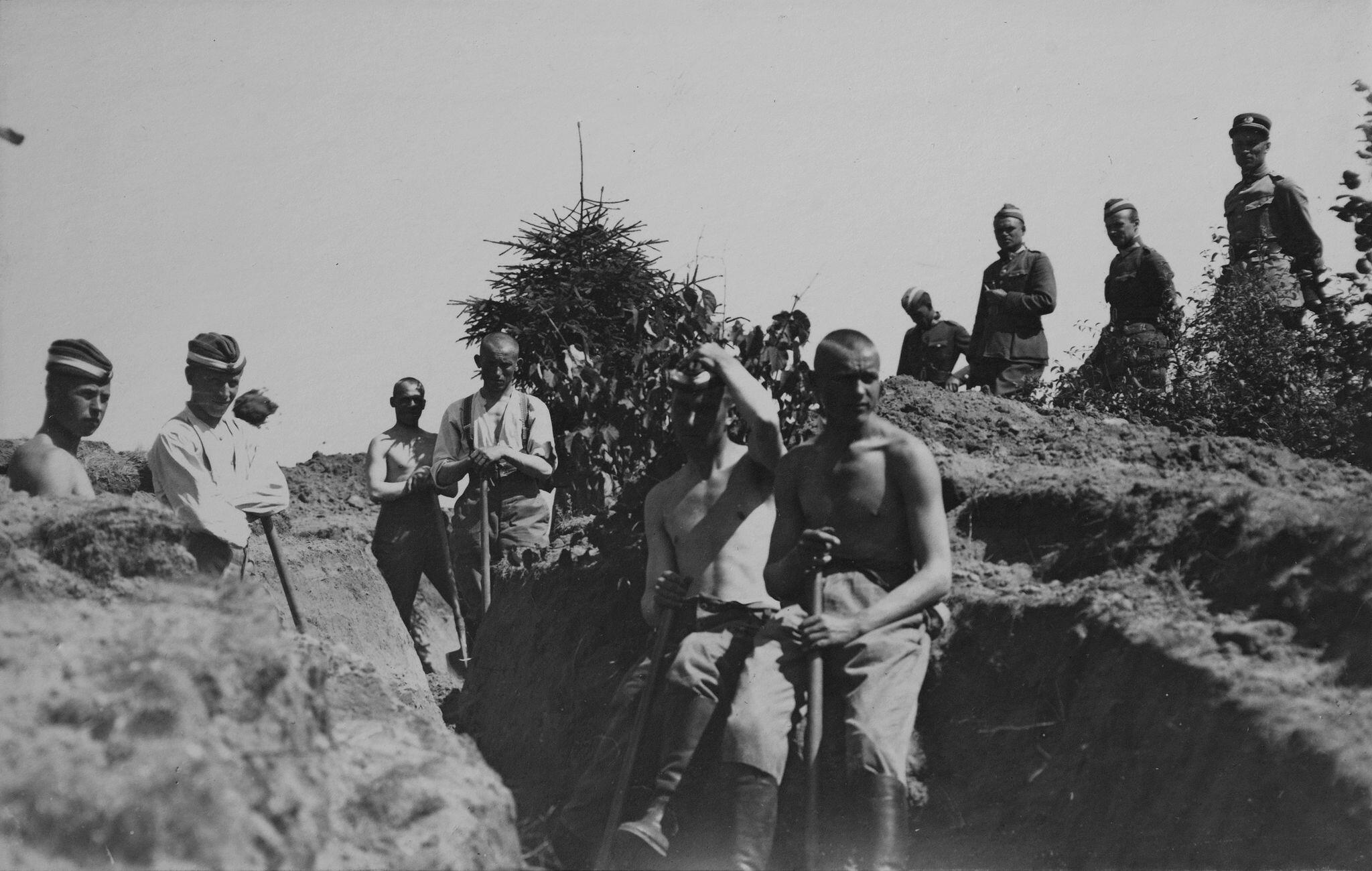 Karo mokyklos vasaros stovykla Kalniečiuose, 1926 m.
