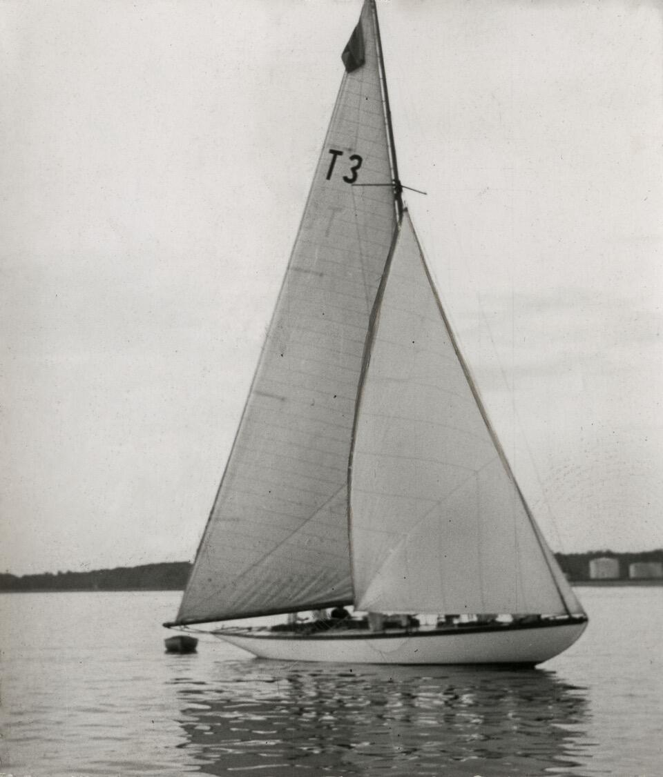 1989 m. rugpjūtį dvi jachtos – „Nerija“ ir „Ragana“ – į Gotlando salą plukdė dalį lietuvių, dalyvavusių „Gotlando komunikato“ pasirašyme.
