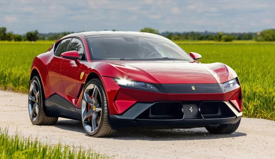 Elitui: prognozuojama, kad pirmasis „Ferrari“ elektromobilis „Luce“ kainuos maždaug 550 tūkst. eurų.