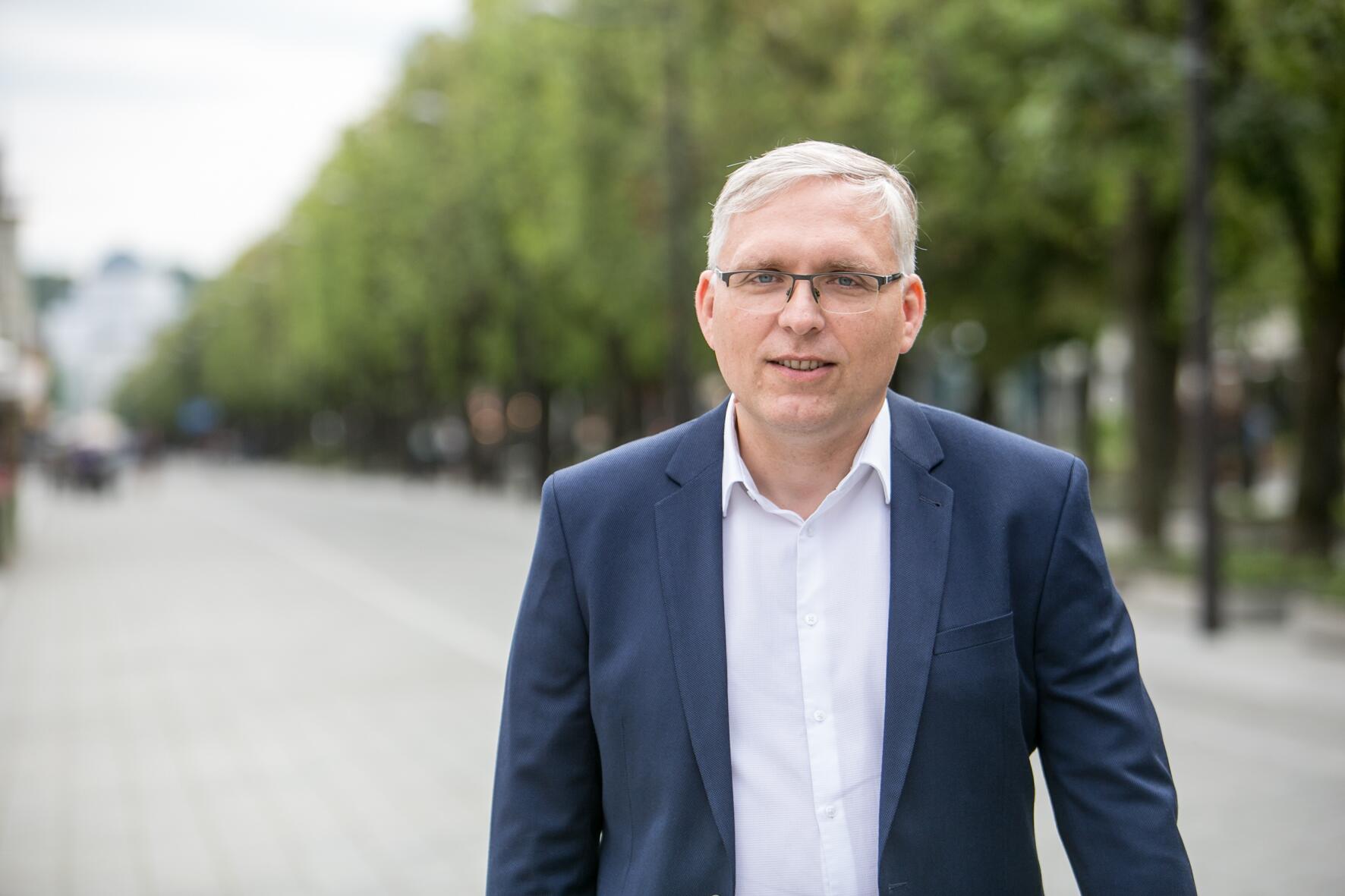 Tikslas: Kauno rajono savivaldybės Kelių ir transporto skyriaus vedėjas P. Keras akcentavo programos svarbą gerinant gyvenimo kokybę sodininkų bendrijose.