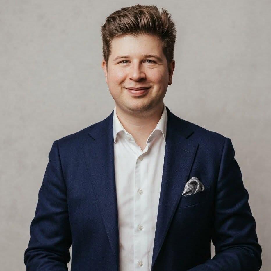 Realybė: pasak P. Sungailos, kai švietimo politika paremta švytuoklės principu, mokykla kaip institucija nebegali planuoti ateities, prarandamas pasitikėjimas švietimo sistema.