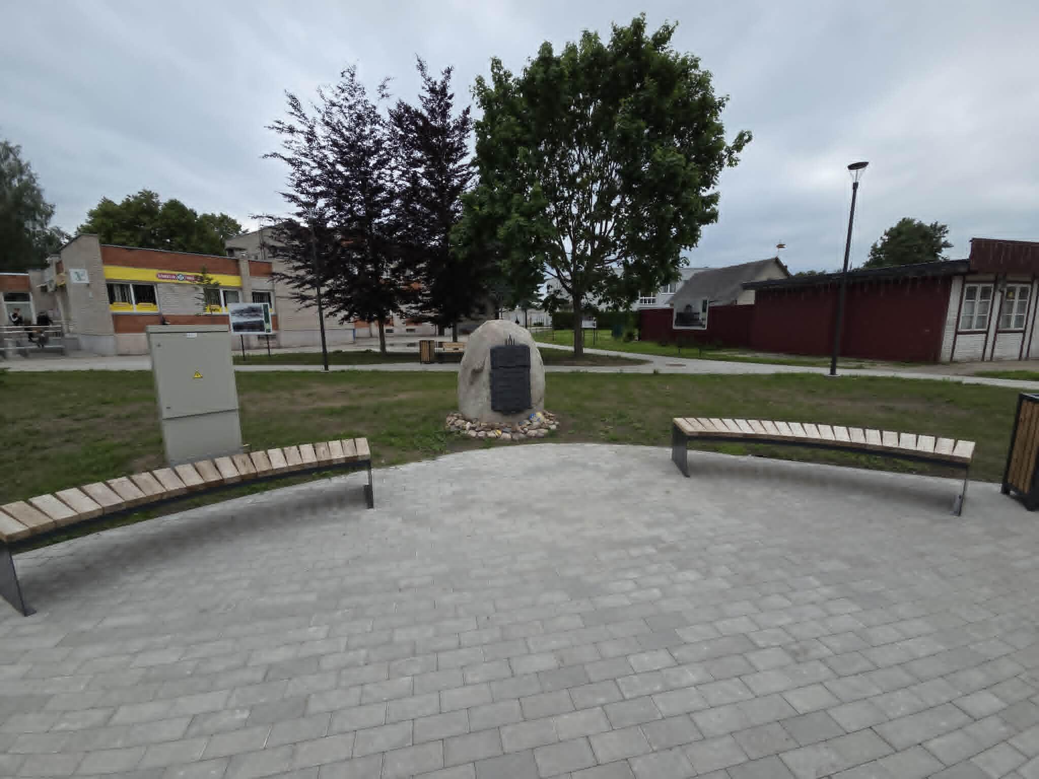 Pokytis: Knygnešių paminklas perkeltas į patogesnę vietą.
