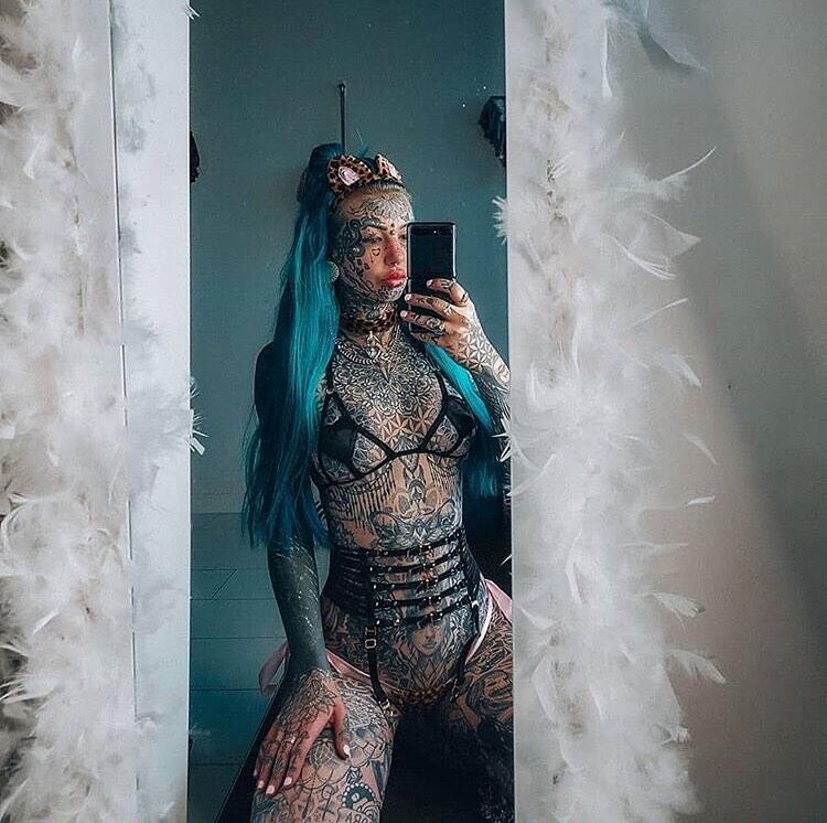 Amber Luke