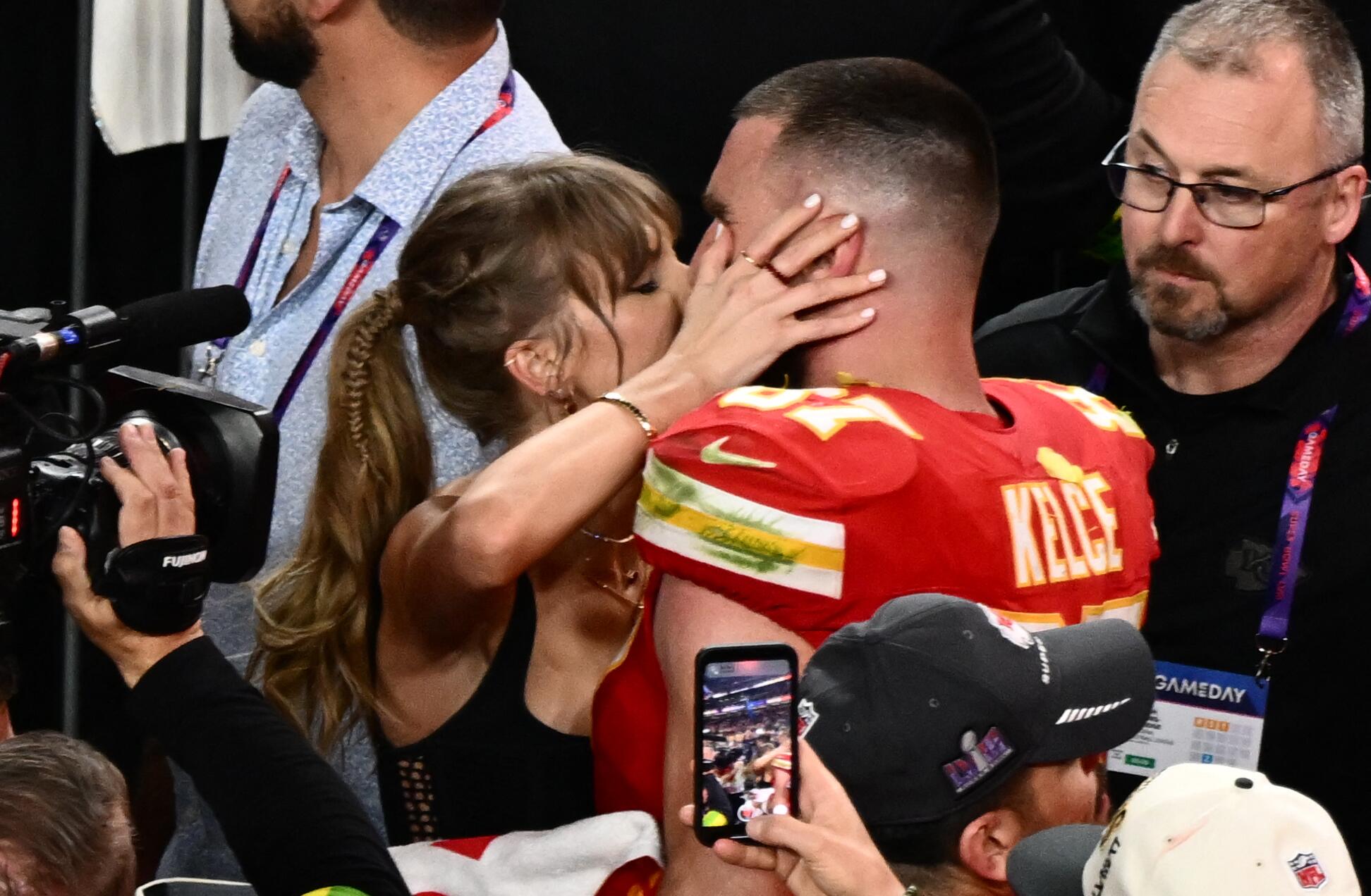 Taylor Swift ir Travis Kelce