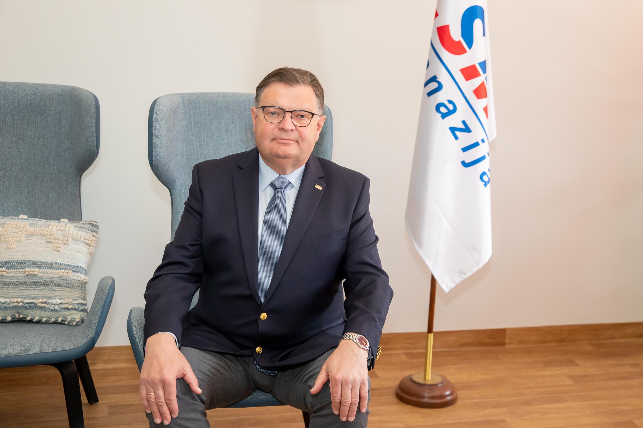 Svarbu: A. Bučnys pastebi, kad Lietuva pernelyg mažai dėmesio skiria gabiems mokiniams ugdyti.