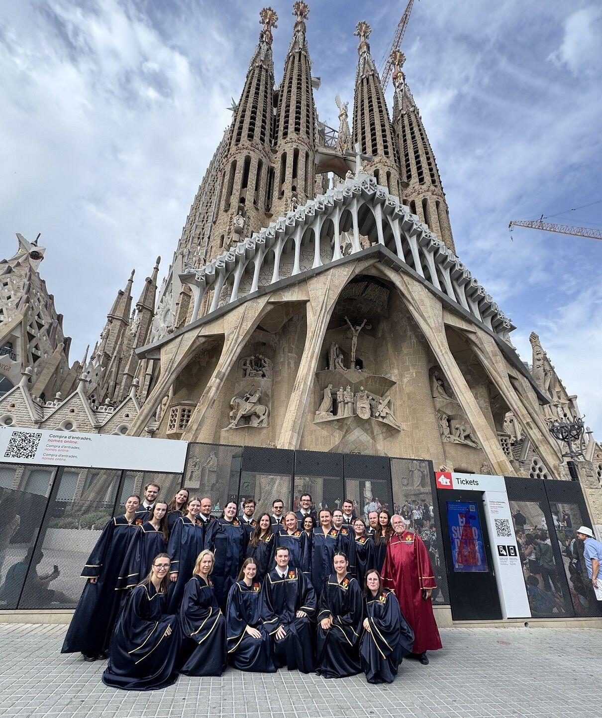 Patirtis: kelionės kulminacija KU chorui tapo koncertas Sagrada Familia bazilikos kriptoje – vietoje, kur palaidotas garsus katalonų architektas A. Gaudí.