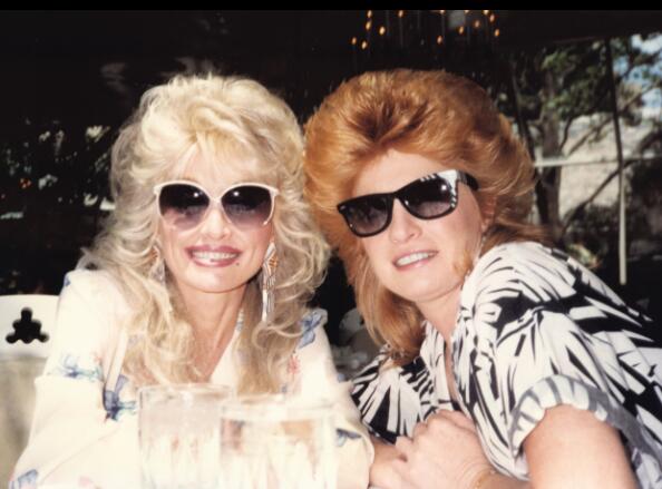 Dolly Parton ir Judy Ogle