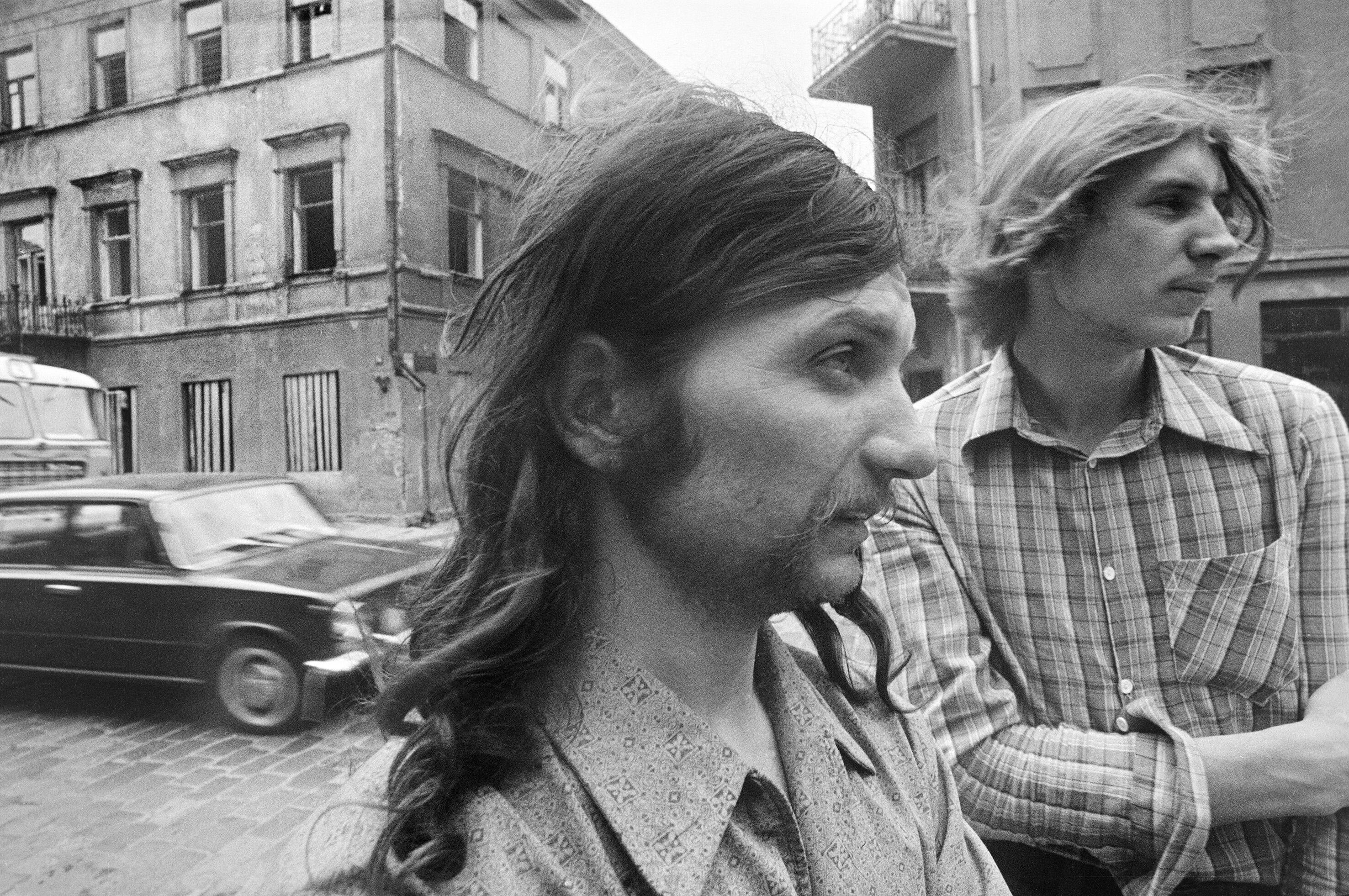 Simbolis: anot R. Požerskio, vien ilgi plaukai sovietmečiu reiškė pasipriešinimą. 1975 m. tai buvo drąsu.
