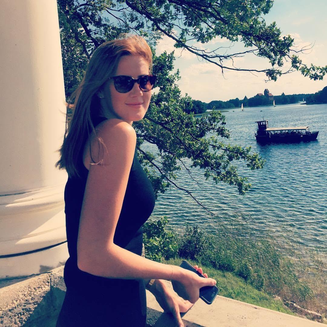 Stilius: laisvalaikiu Eglė mėgsta pasipuošti, tačiau aukštakulnių jai nereikia.