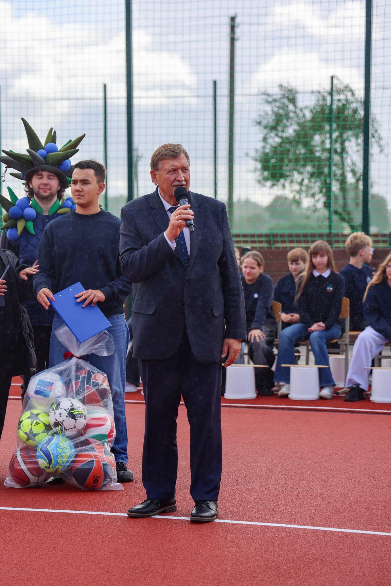 Nauda: vicemeras A. Nesteckis pasidžiaugė, kad stadione bus galima stiprinti sveikatą, siekti sportinių rezultatų ir aktyviai leisti laisvalaikį.