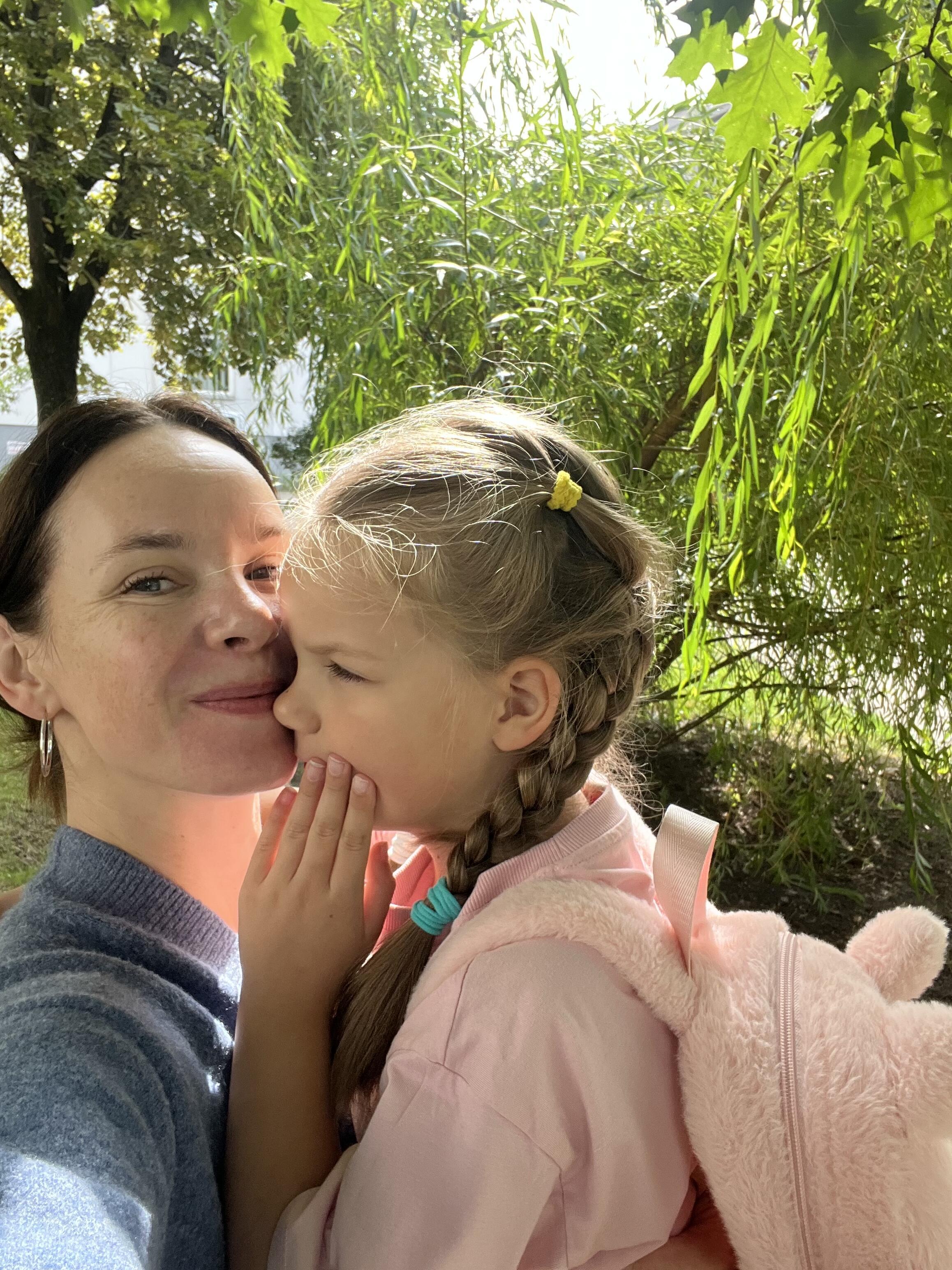 Užtikrintai: „Pasitikiu ja 100 proc.“, – dėl Marijos pasirengimo mokyklai nė kiek neabejoja V. Bičkutė.