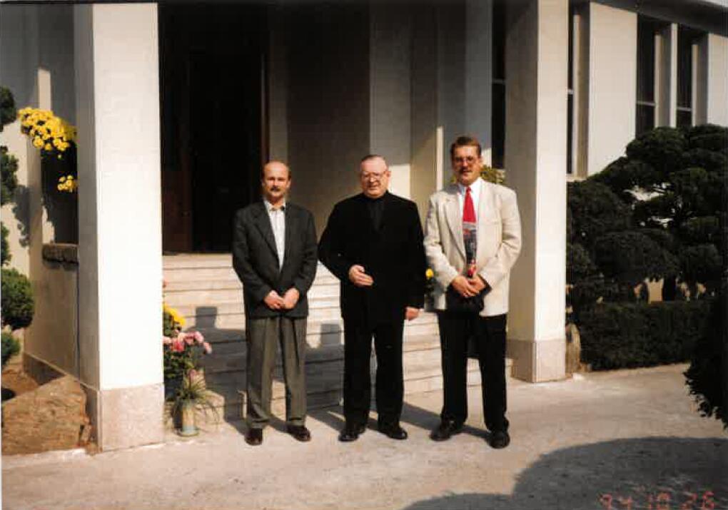 Visvaldas Matijošaitis su apaštaliniu nuncijumi Jonu Bulaičiu