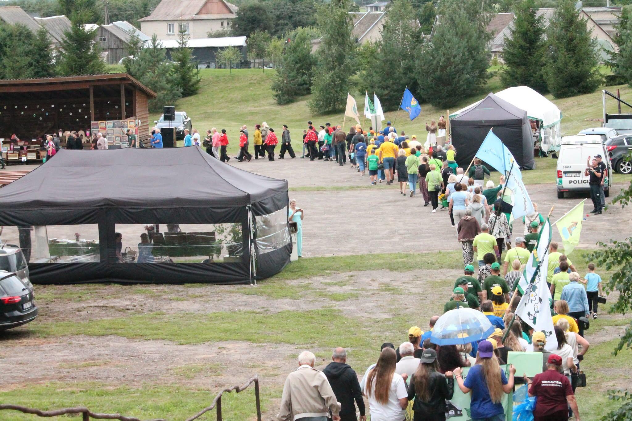 Įspūdingai: taip atrodo bendruomenių eitynės bendruose renginiuose.