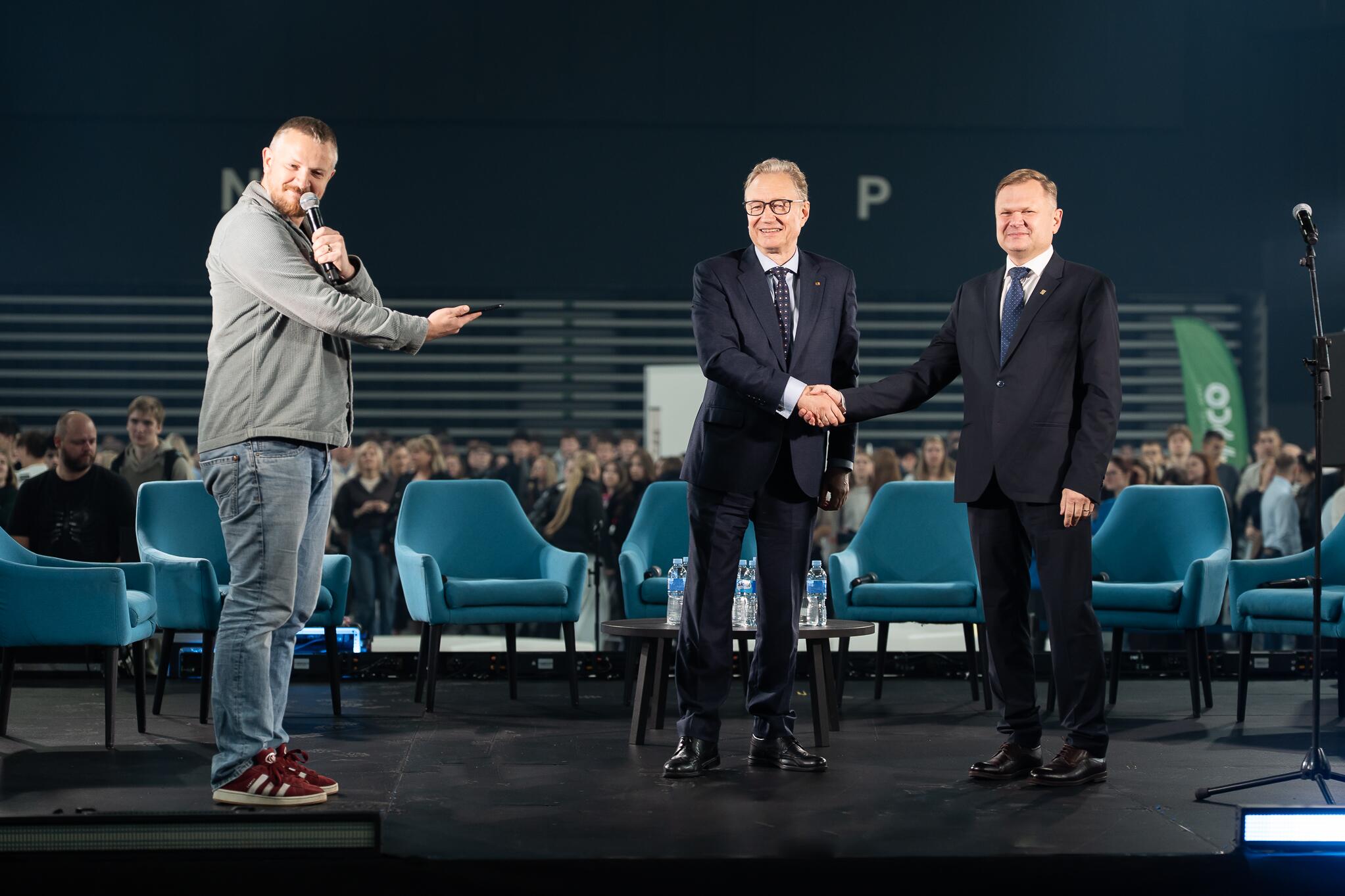 Bendradarbiavimas: prof. dr. A. Razbadauskas ir dr. R. Kinderis tikisi, kad ir ateityje pavyks organizuoti panašaus pobūdžio renginius