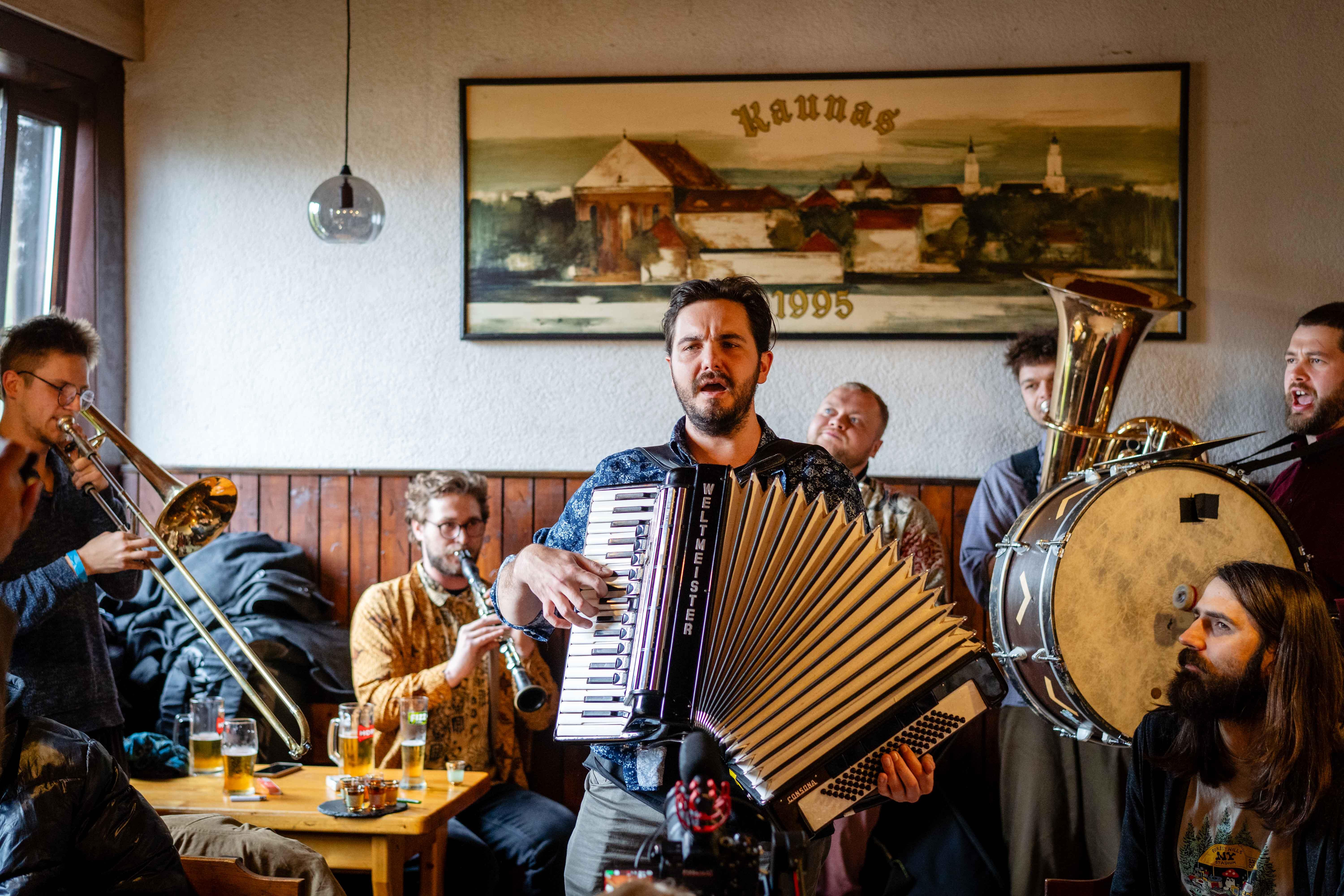 Rakija Klezmer Band stoties bare, 2025 m.