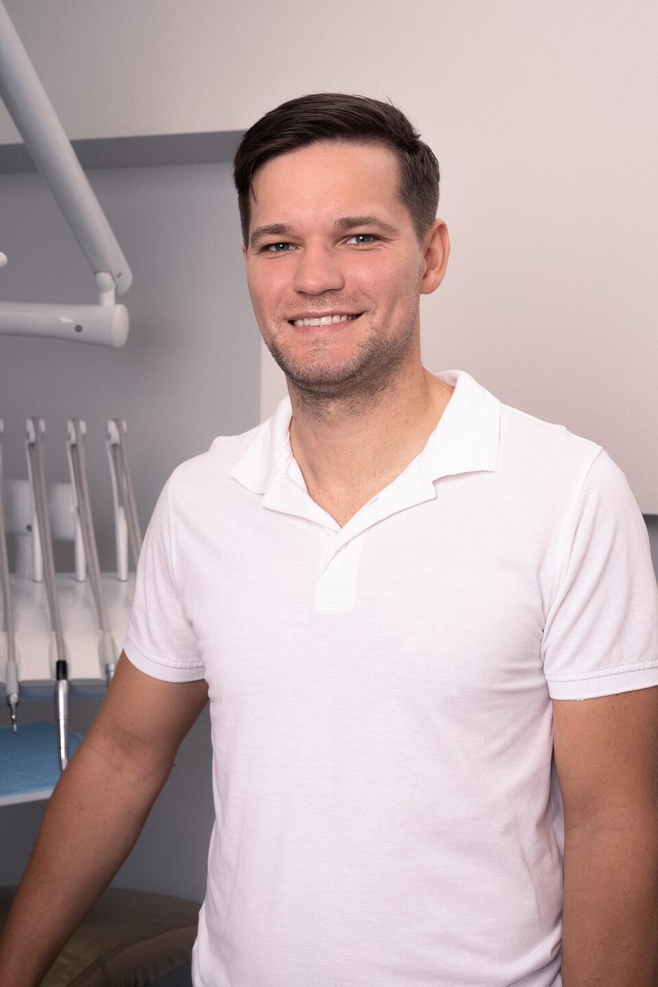 Kauno „Senamiesčio klinikos“ burnos chirurgas Valdas Papečkys