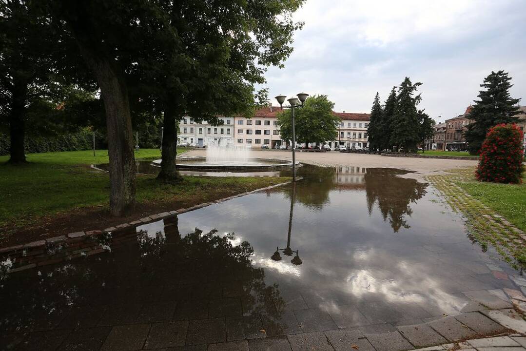 Po lietaus apsemtas Kauno senamiestis