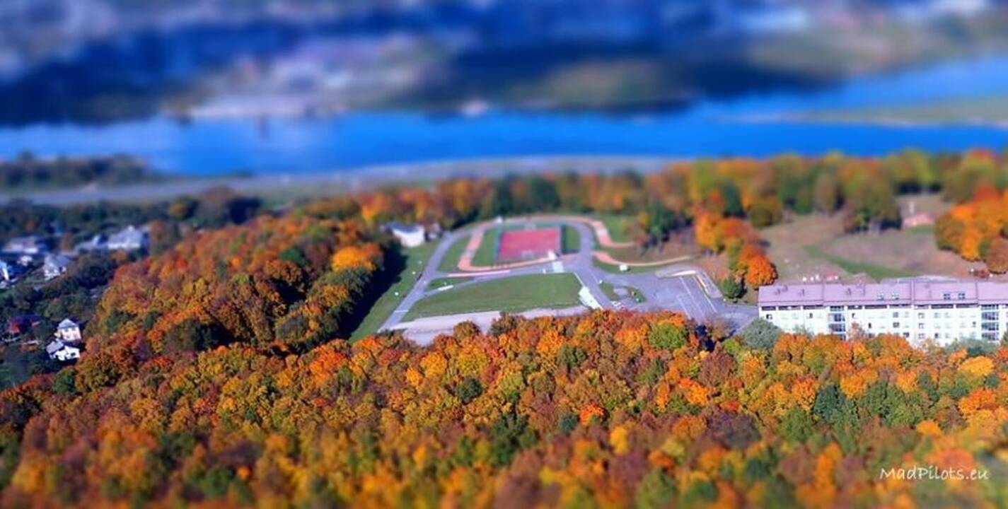 Iš aukštybių: rudens išpuošto Kauno vaizdai užima kvapą