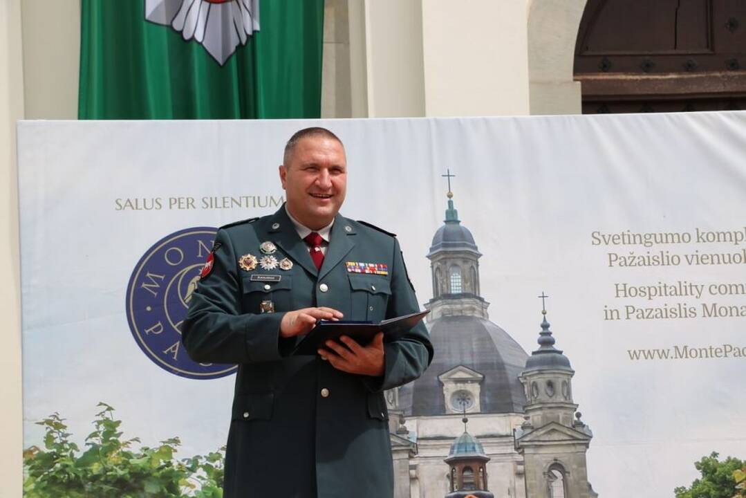 Policijos pareigūnų apdovanojimai