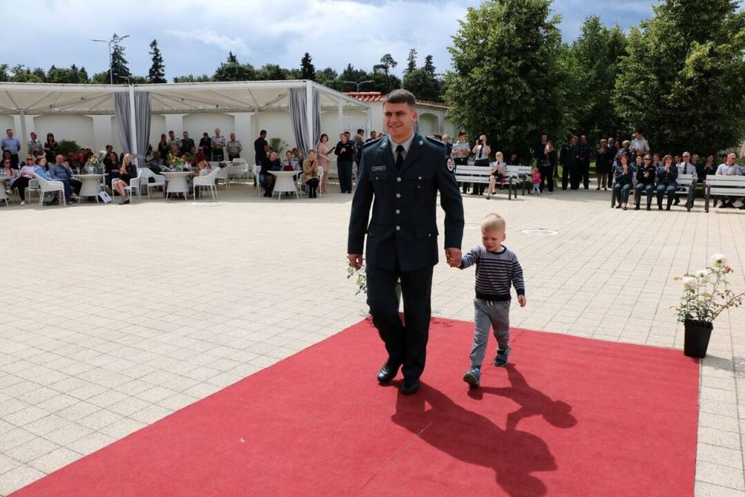 Policijos pareigūnų apdovanojimai