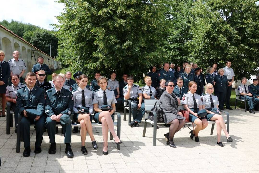 Policijos pareigūnų apdovanojimai