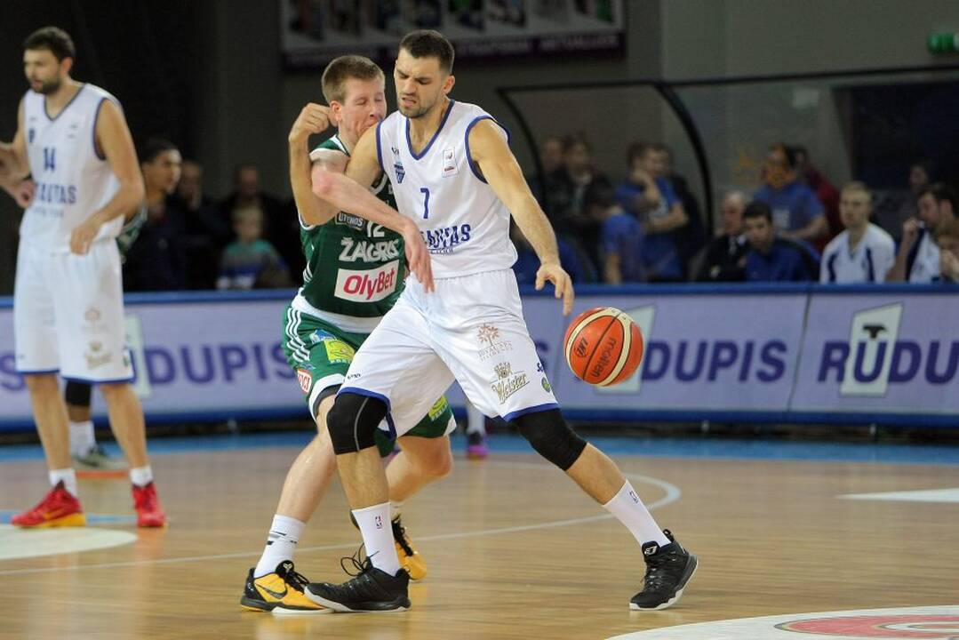 Lietuvos krepšinio lyga: Prienų-Birštono „Vytautas“ – Kauno „Žalgiris“ 71:79.