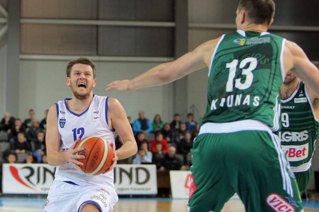Lietuvos krepšinio lyga: Prienų-Birštono „Vytautas“ – Kauno „Žalgiris“ 71:79.