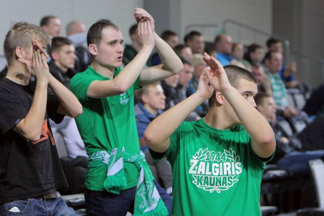 Lietuvos krepšinio lyga: Prienų-Birštono „Vytautas“ – Kauno „Žalgiris“ 71:79.