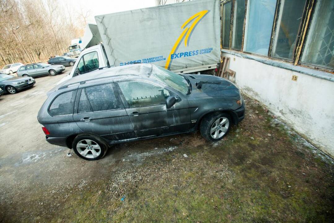 Degė automobiliai
