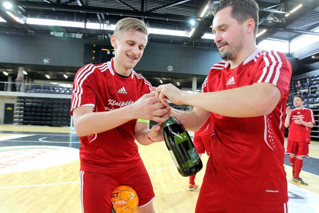 Lietuvos salės futbolo taurę laimėjo klaipėdiečiai.