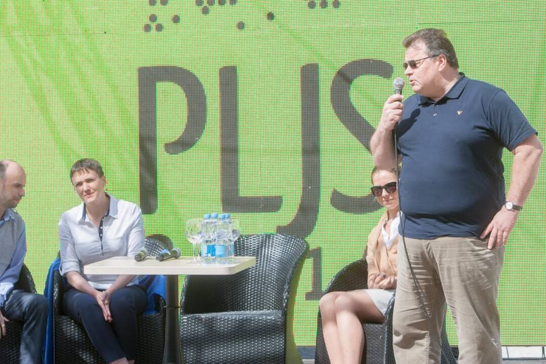 Nadia Savčenko atvyko į PLJS 