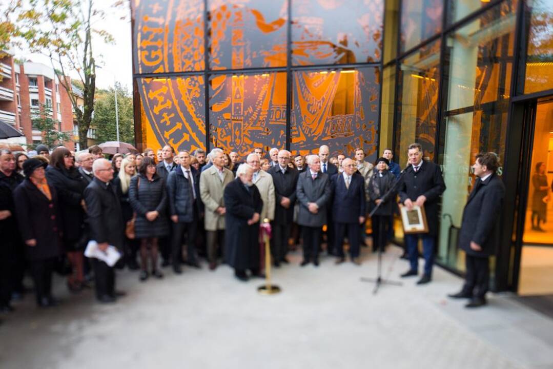 VDU daugiafunkcinio centro atidarymas