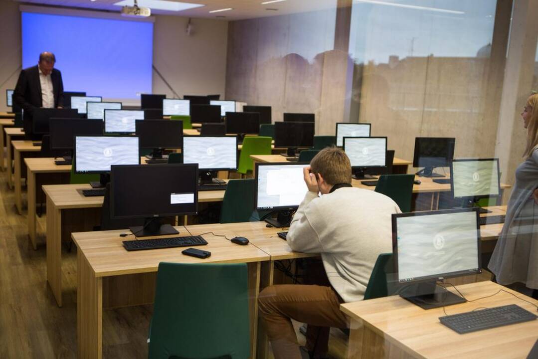 VDU daugiafunkcinio centro atidarymas