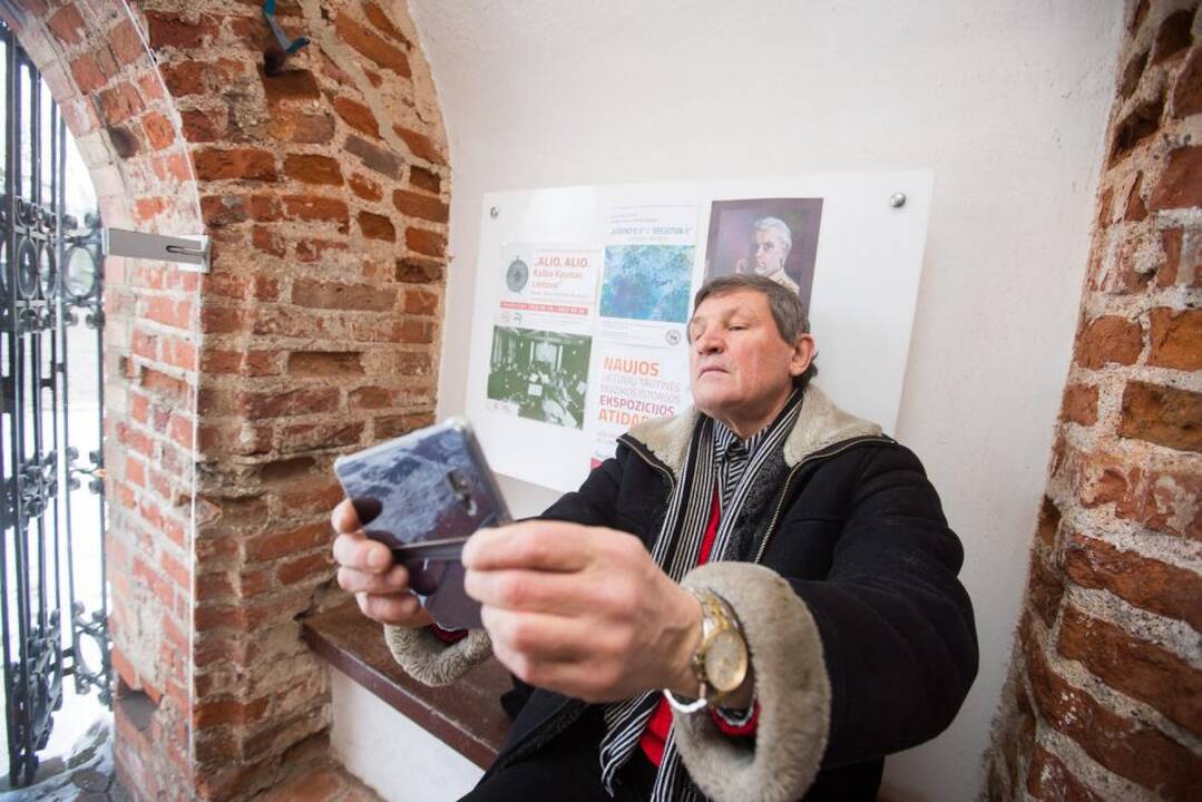Asmenukės