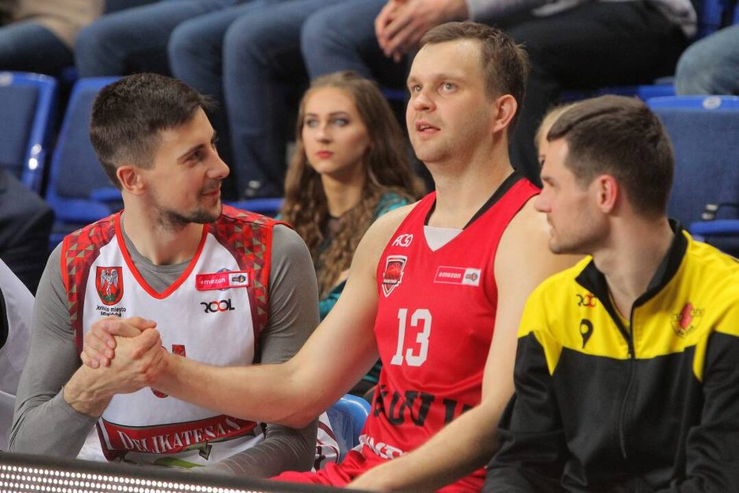 NKL finalo ketverto konkursai