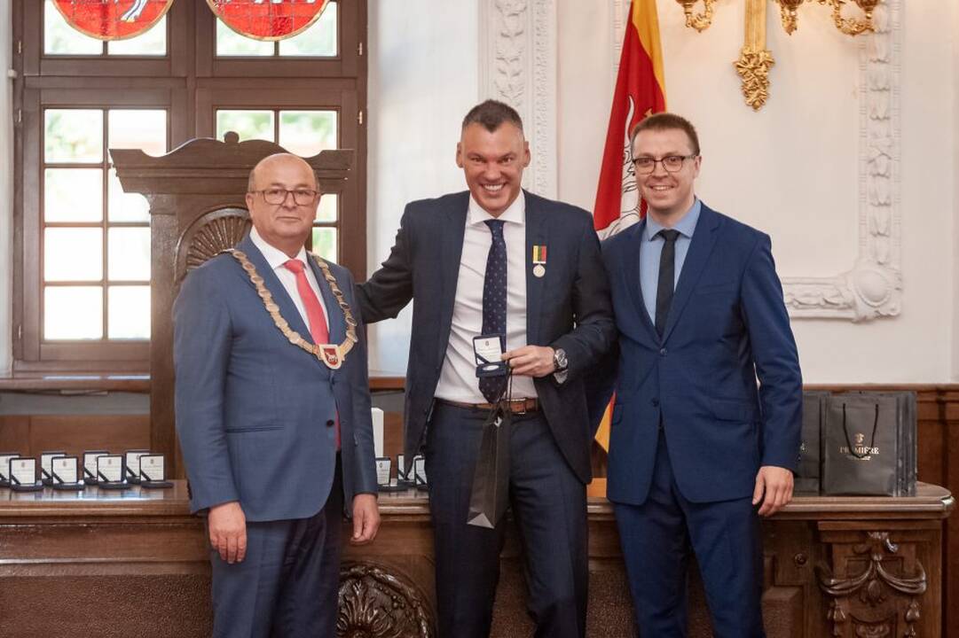 Š. Jasikevičiui įteiktos garbės piliečio regalijos