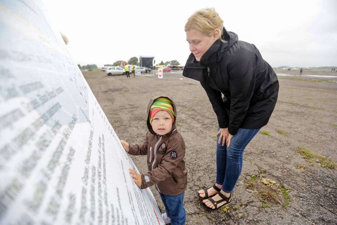 "Tarptautinė aviacijos šventė Lietuvos 100-mečiui"